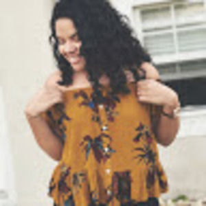 Meet your Posher, Kayla